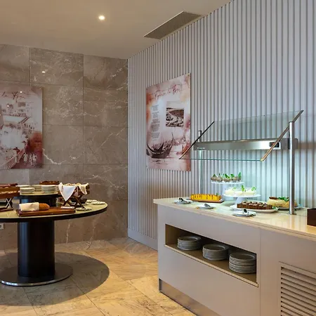 Gale Collection Hotel 4*