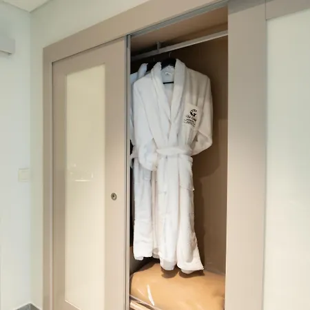 Gale Collection Hotel 4*