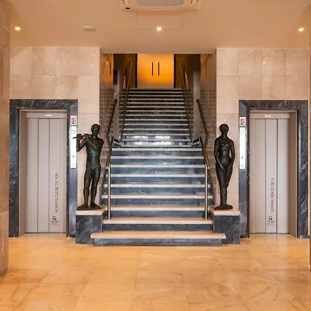 Gale Collection Hotel